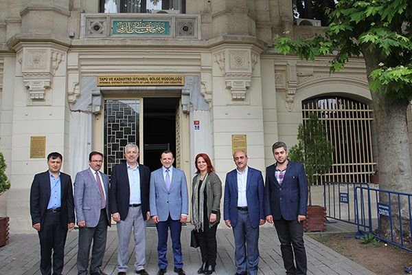 Tapu Bölge Müdürüne Ziyaret — dernek arşivinden fotoğraf