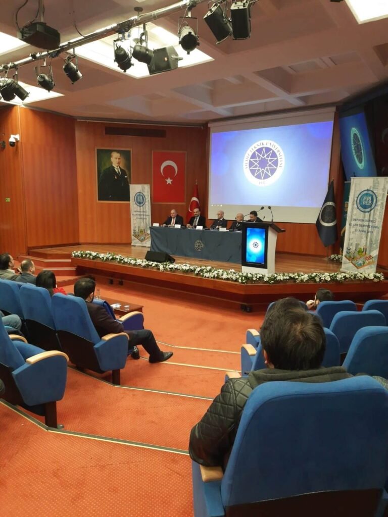 Deprem ve CBS Sempozyumundan Kareler — dernek arşivinden fotoğraf