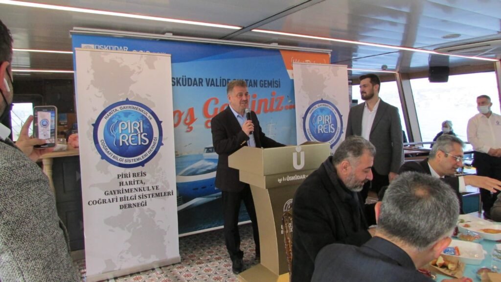 Öğrencilerle Boğaz Turu ve Konuşmalar 2021 — dernek arşivinden fotoğraf