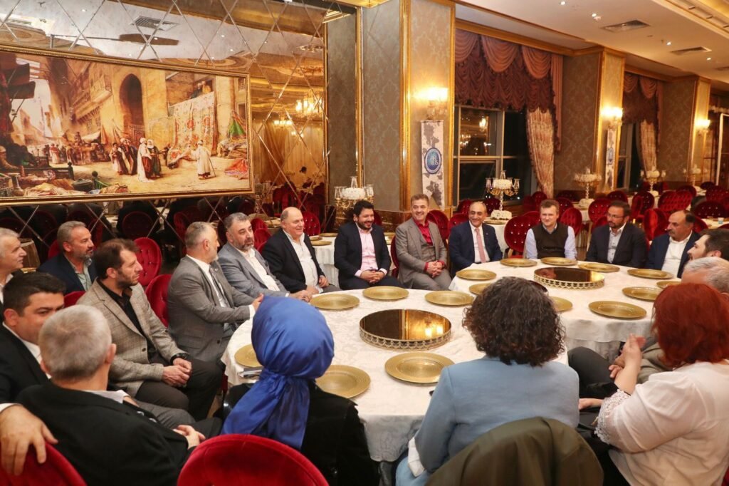 Meslektaşlarımızla Geleneksel İftar — dernek arşivinden fotoğraf