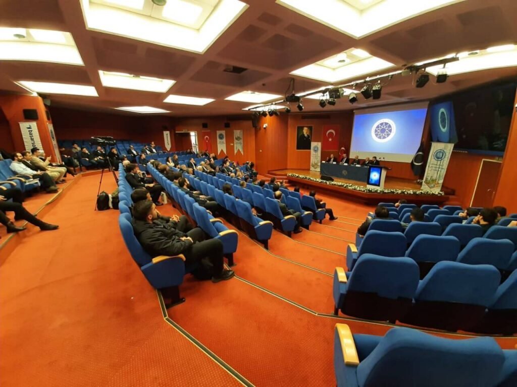 Deprem ve CBS Sempozyumundan Kareler — dernek arşivinden fotoğraf